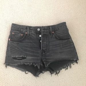LEVI Jean Shorts